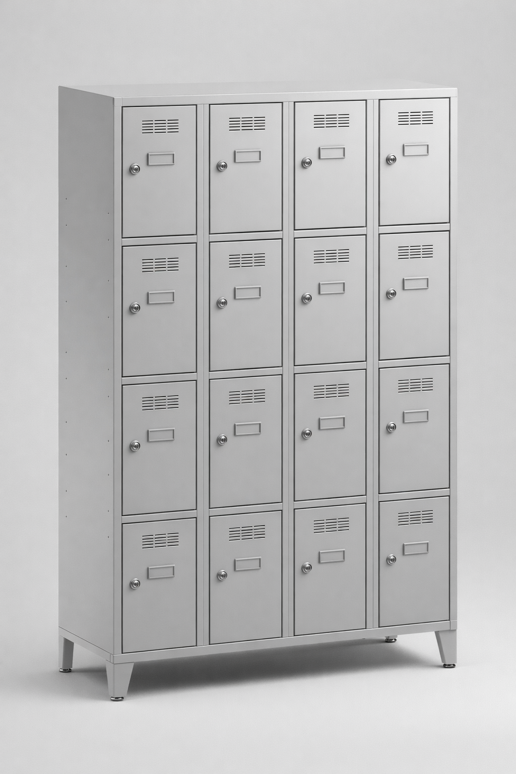 Schließfachschrank SUS 344 W st – auf Füßen - die klare Aufteilung persönlicher Fächer in gemeinsam